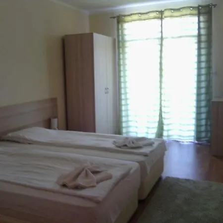 Complex Oazis Aparthotel 4*