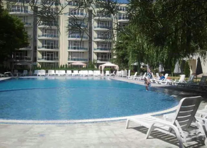 Complex Oazis Apart-hotel Ravda