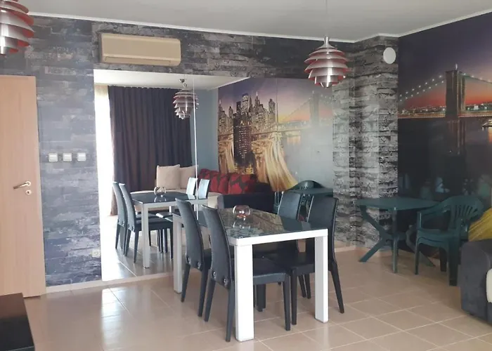 Complex Oazis Apartmanhotel 4*