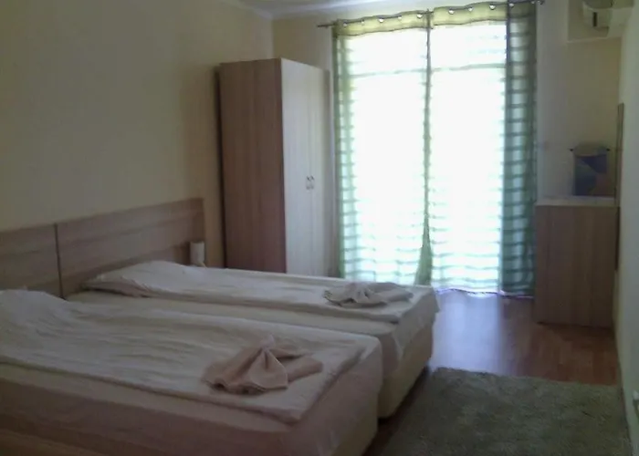 Complex Oazis Apartmanhotel 4*