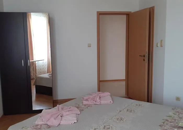 Apartmanhotel Complex Oazis 4*