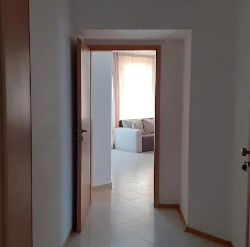 Apartmanhotel Complex Oazis 4*