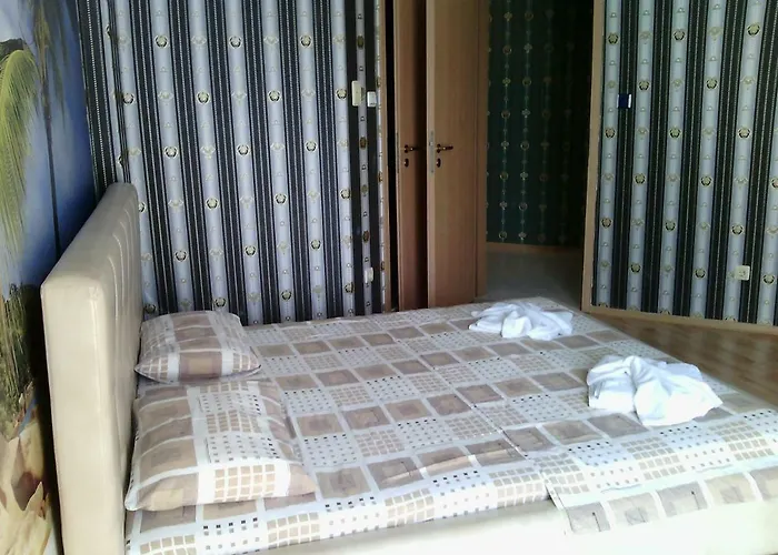 Apartmanhotel Complex Oazis Ravda